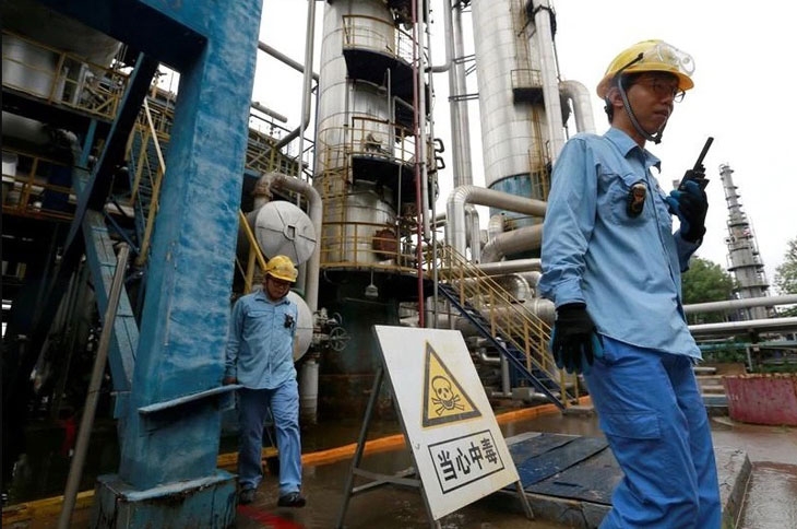 Nhà máy lọc dầu sản xuất xăng ethanol của Tập đoàn Dầu khí và Hóa chất Trung Quốc ở Thiên Tân