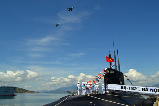 [Chùm anh] Sức mạnh Hải quân nhân dân Việt Nam