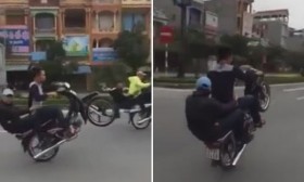 [VIDEO] Tổ lái "bốc đầu xe máy" ngã lăn quay ra đường