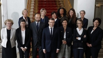 9 bông hồng trong Chính phủ Pháp