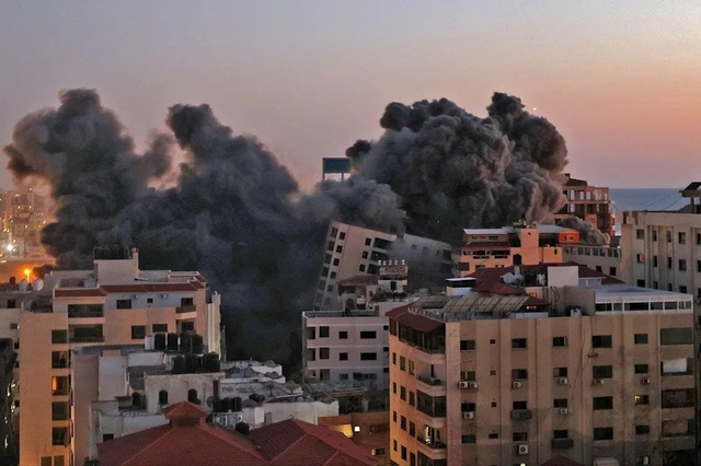 Cuộc gọi định mệnh dân thường Gaza nhận từ quân đội Israel giữa 