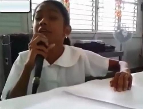 [VIDEO] Cô bé mù hát cover khiến hàng triệu người xúc động