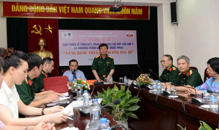 bsr dat giai nhat cuoc thi viet nhung tam guong binh di ma cao quy lan thu 7