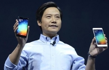 Xiaomi thưởng CEO hơn một tỷ USD trước IPO