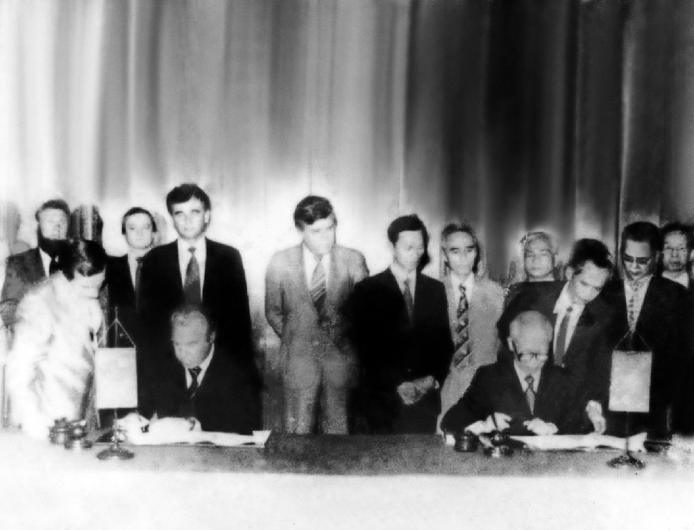 Lễ ký Hiệp định liên Chính phủ giữa Việt Nam và Liên Xô về việc thành lập Liên doanh Dầu khí Việt - Xô ngày 19-6-1981