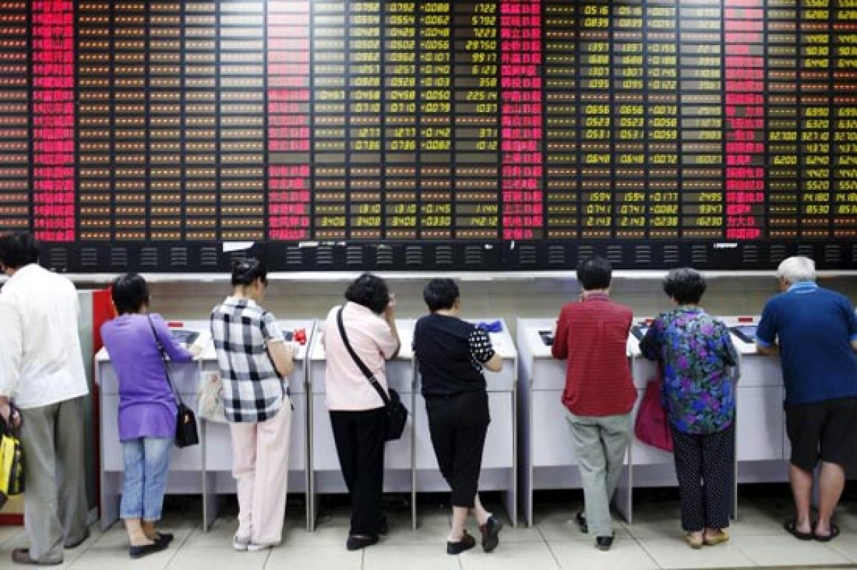 Thị trường chứng khoán Trung Quốc: Hậm hực sinh hỗn loạn
