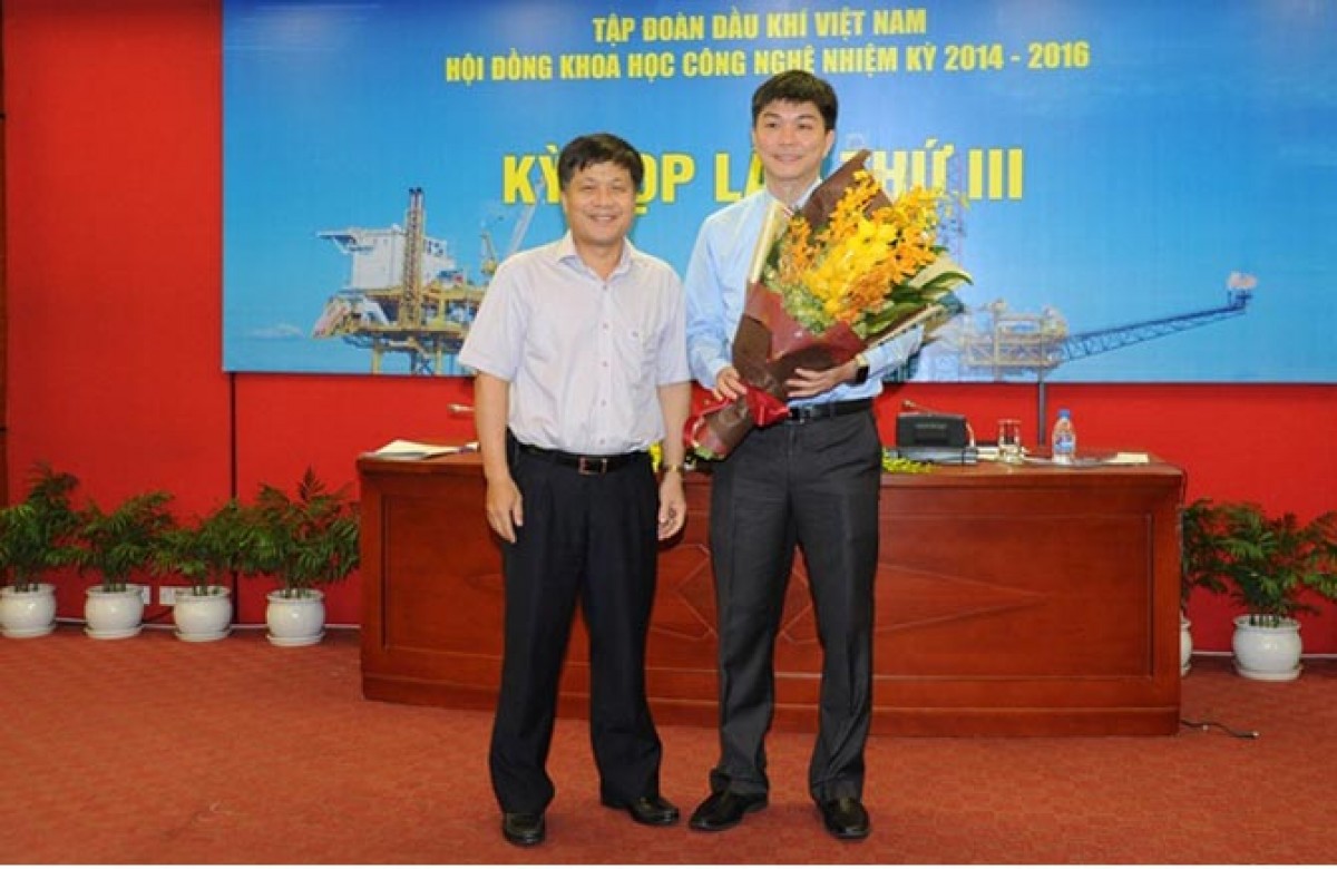 PVN trao Quyết định bổ nhiệm Viện trưởng Viện Dầu khí Việt Nam
