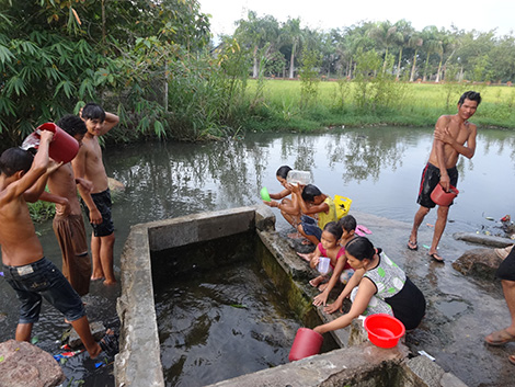 Mạch nước thiêng giữa rừng già