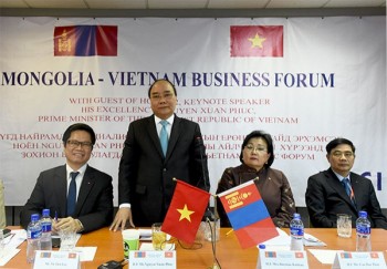 Thủ tướng Nguyễn Xuân Phúc dự Diễn đàn Doanh nghiệp Việt Nam - Mông Cổ