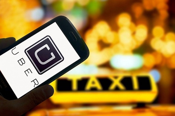 Cuộc chiến giữa taxi truyền thống và Grab, Uber: Chưa có hồi kết