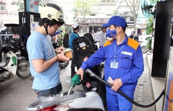 Bộ Công Thương: Cần có lộ trình, chưa nên tăng ngay thuế môi trường với xăng!