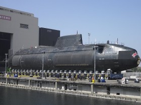 Tại sao tàu ngầm lại có dạng hình thoi?