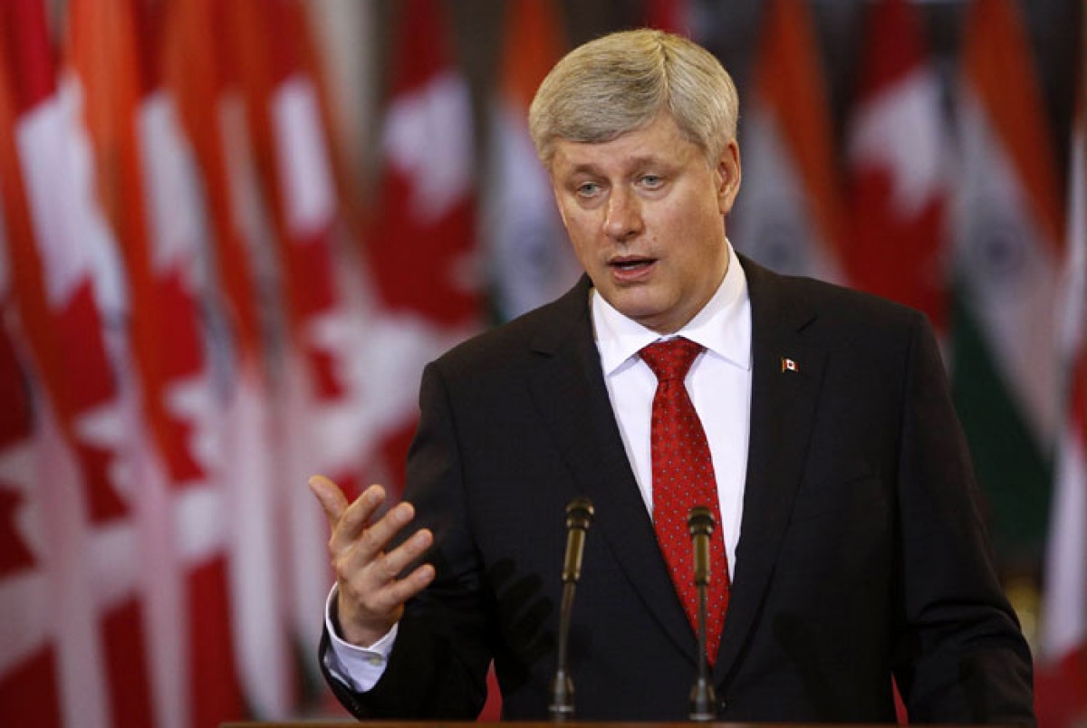 Thủ tướng Canada Stephen Harper ngày 2/8 đã thông báo giải tán Nghị viện và kêu gọi tổ chức tổng tuyển cử vào ngày 19/10 tới. Thông báo này cũng mở đầu cho chiến dịch tranh cử kéo dài 11 tuần của ông Harper nhằm tìm kiếm nhiệm kỳ thứ 4 với vấn đề trọng tâ