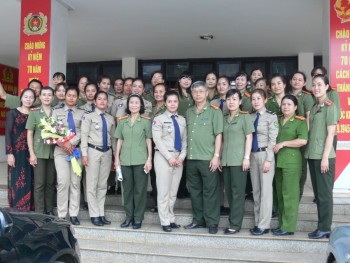 Công an tỉnh Mondukiri đến thăm và giao lưu cùng Công an  Đắk Lắk