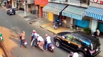 TP HCM: Dàn cảnh va chạm giao thông để cướp xe