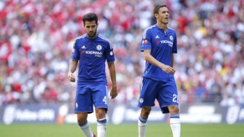 Chelsea định tống khứ Fabregas sang Juventus