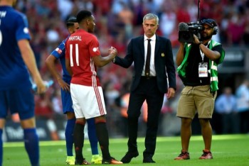 Mourinho cảnh báo Martial tập trung vào thi đấu