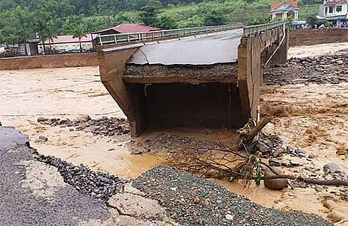 thiet hai khong chi tai troi