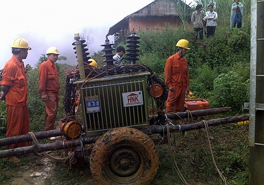 evnnpc dam bao cap dien mua mua bao ky 2