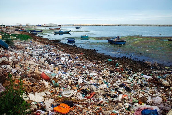 Ô nhiễm môi trường biển phần lớn xuất phát từ đất liền