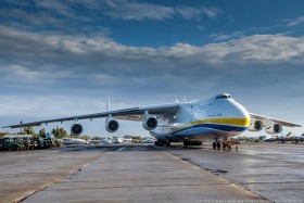 Khám phá Antonov 225 - chiếc máy bay "khổng lồ" nhất thế giới