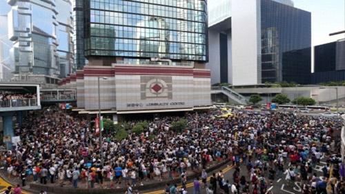 Ai đứng sau và hưởng lợi từ các cuộc biểu tình ở Hongkong? (Kỳ 2)