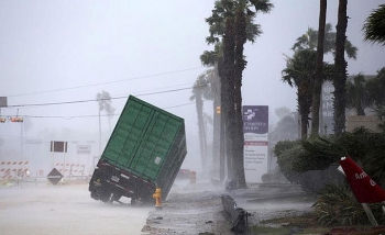 Harvey - Siêu bão đổ bộ vào nước Mỹ