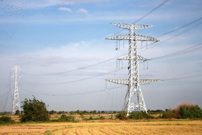 Đầu tư lưới điện - Nhiều cản ngại