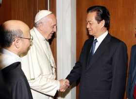 Thủ tướng Nguyễn Tấn Dũng hội kiến với Giáo hoàng Francis
