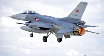 20 máy bay Thổ Nhĩ Kỳ đột nhiên tiến vào không phận Hy Lạp