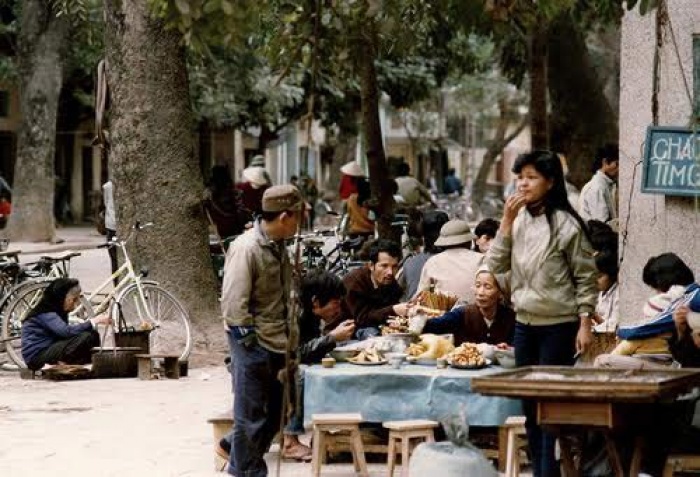 boi hoi nhin lai nhung hang quan ha noi xua