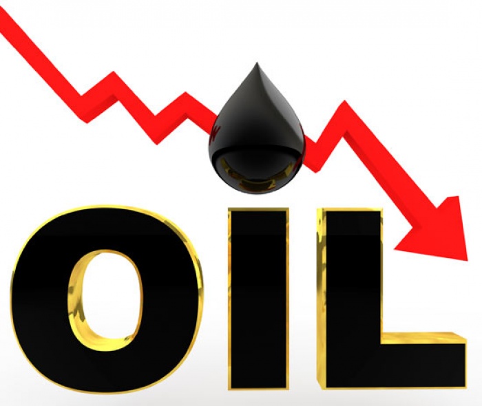 Giá xăng dầu hôm nay 4/10 thêm áp lực giảm giá