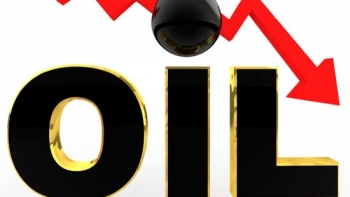 Giá xăng dầu hôm nay 4/10 giảm mạnh chờ tín hiệu từ OPEC+