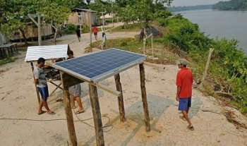 Năng lượng mặt trời trong rừng Amazon