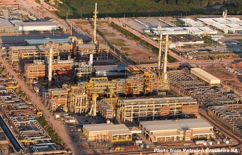 Chevron đàm phán mua lại NMLD Pasadena ở Texas của Petrobras