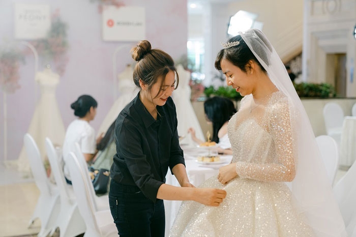 minimalism-wedding-xu-huong-cuoi-toi-gian-dua-cam-xuc-va-tinh-yeu-thang-hoa-3