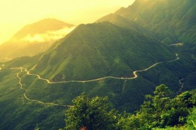 Chinh phục những đỉnh đèo hùng vĩ nhất Việt Nam