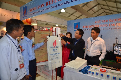 Công ty Lọc Hóa dầu Bình Sơn tham gia triển lãm ngành nhựa tại Myanmar