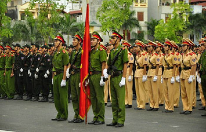 doi tuong uu tien tuyen chon vao cong an nhan dan