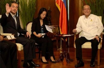 Trung Quốc chìa 'củ cà rốt' cho Philippines