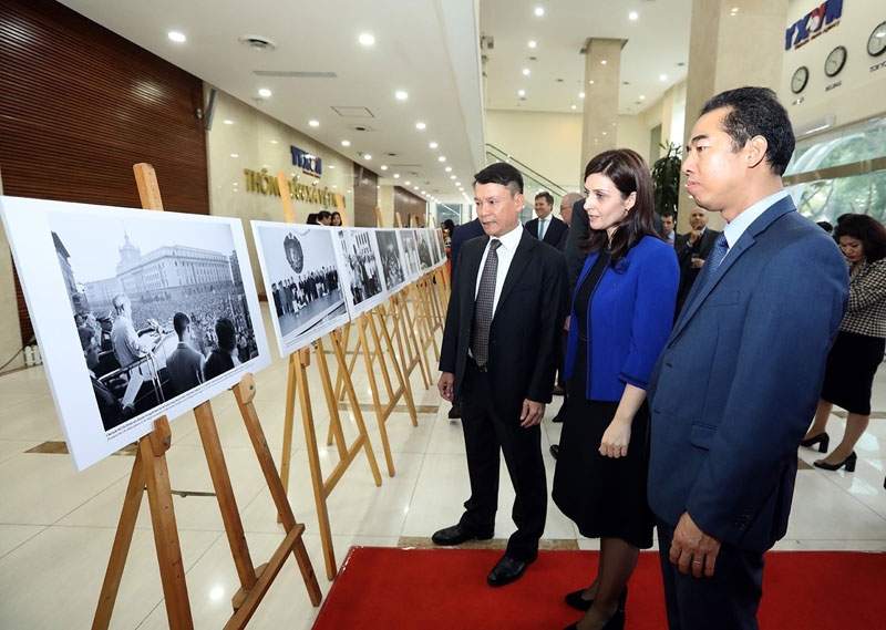 Triển lãm ảnh “Việt Nam - Bulgaria: 70 năm hữu nghị và phát triển”