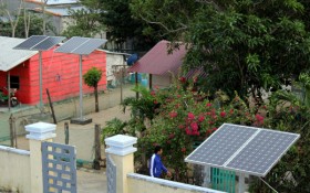 Khánh Hòa: Bàn giao công trình năng lượng mặt trời cho thôn đảo Ninh Tân