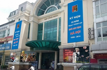 Nhà viết kịch Ngọc Thụ: “Kịch Việt Nam cởi mở và sáng tạo”