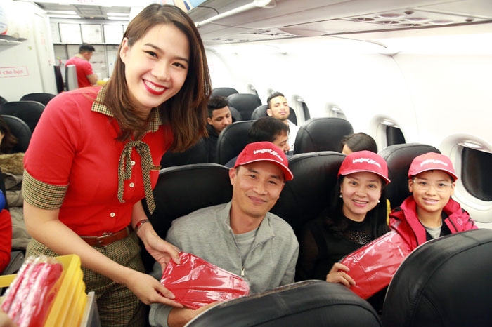 vietjet tien phong khai truong hai duong bay thang tu viet nam toi new delhi an do