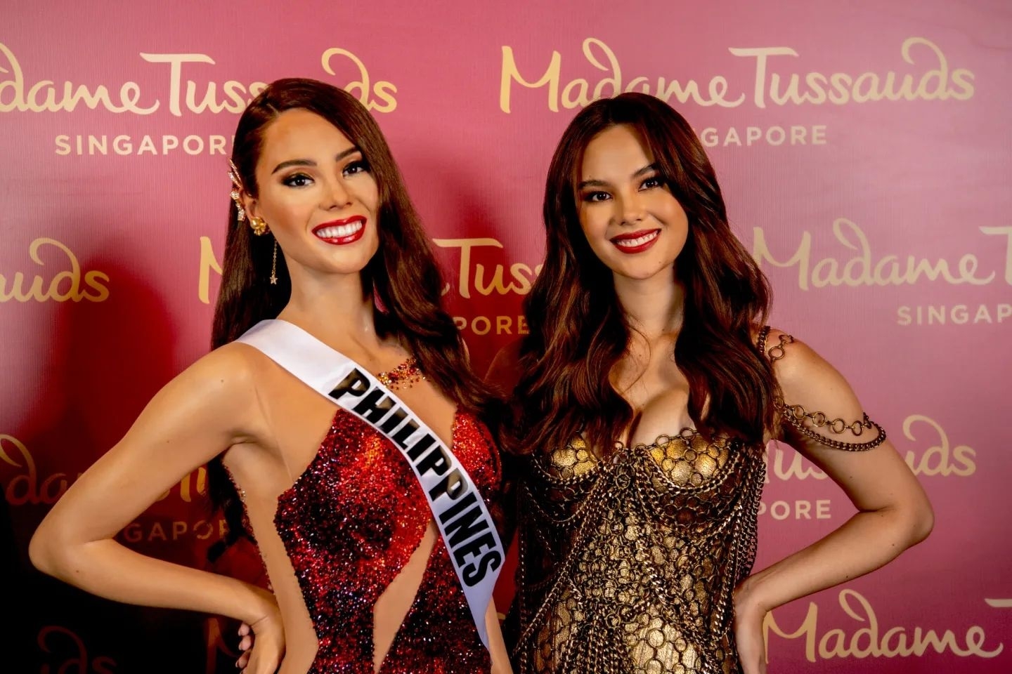Ra mắt tượng sáp Miss Universe 2018 Catriona Gray tại Bảo tàng Madame Tussauds Singapore