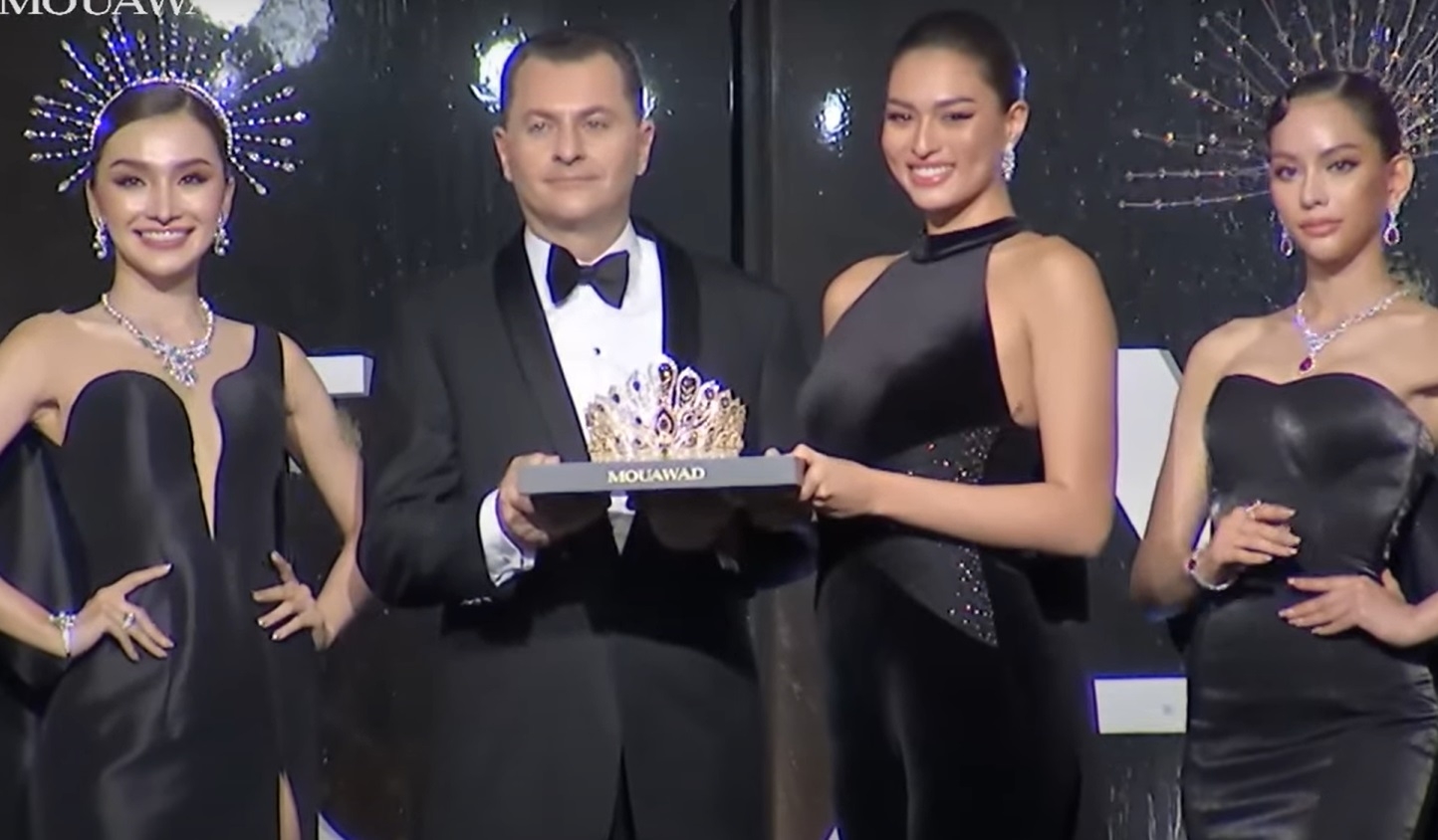 Lộ diện chiếc vương miện đính toàn đá quý của Hoa hậu Hoàn vũ Thái Lan 2022
