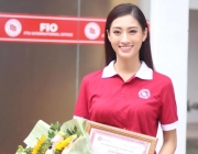 Hoa hậu Lương Thùy Linh tốt nghiệp ĐH Ngoại thương với tấm bằng xuất sắc