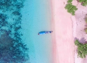 Chiêm ngưỡng những bãi biển nhiều màu sắc độc đáo nhất hành tinh