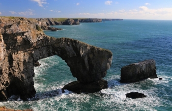 5 cây cầu đá tự nhiên ngoạn mục nhất hành tinh