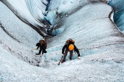 Trải nghiệm 5 điểm leo núi băng mạo hiểm trên thế giới